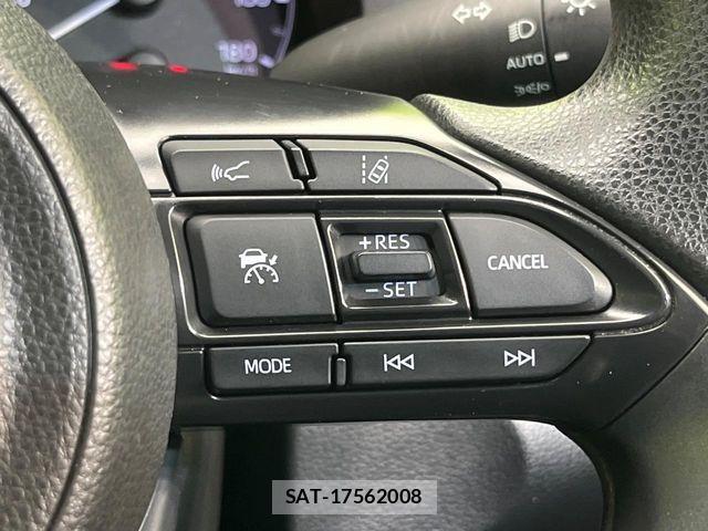 Toyota YARIS 2023-07 8370020-4