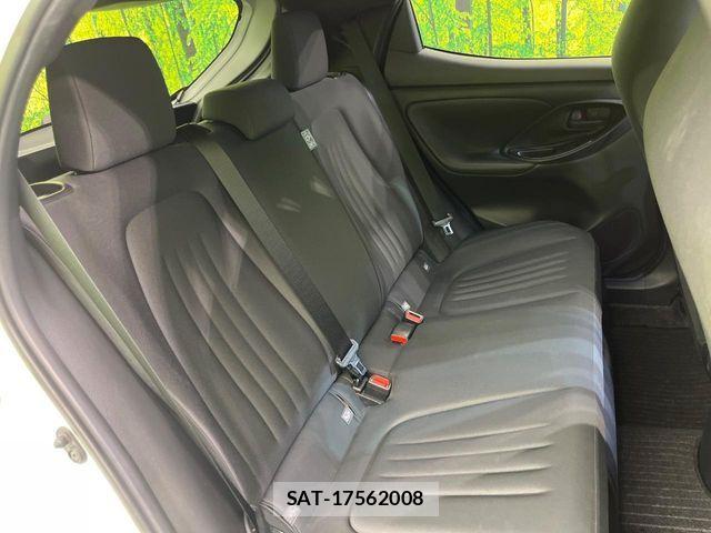 Toyota YARIS 2023-07 8370020-8