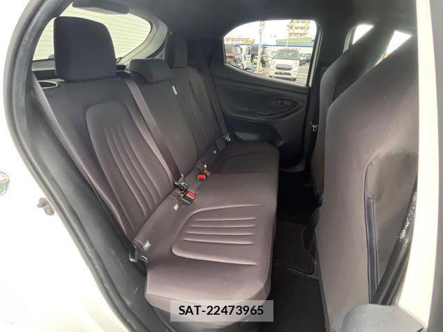 Toyota YARIS 2023-07 8370018-9
