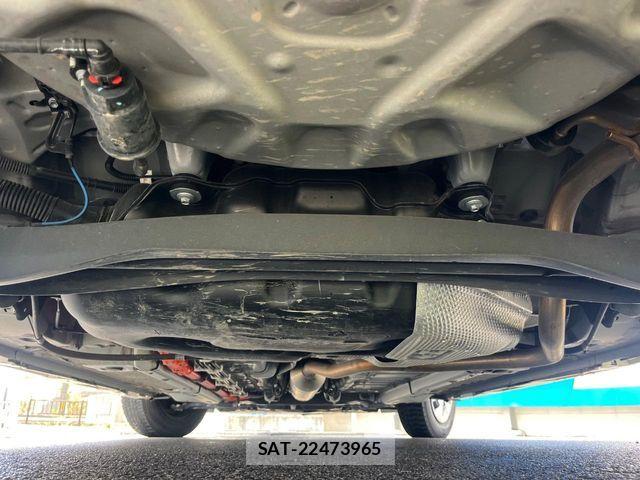 Toyota YARIS 2023-07 8370018-19