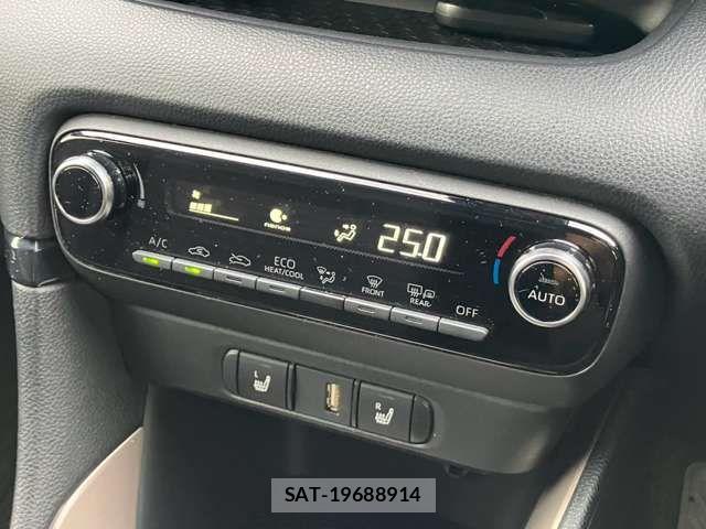 Toyota YARIS 2020-04 8370017-10