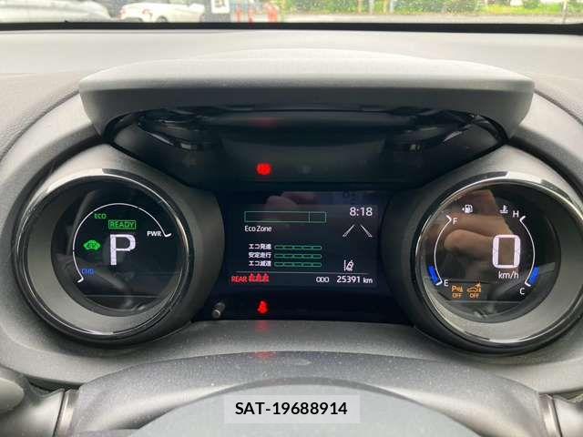 Toyota YARIS 2020-04 8370017-12