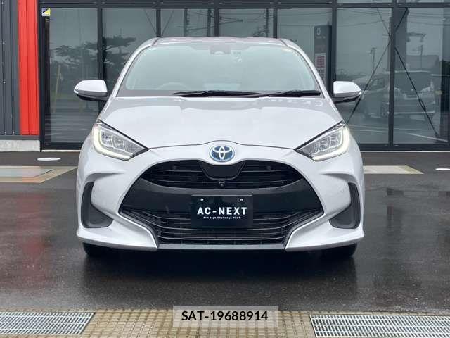 Toyota YARIS 2020-04 8370017-16