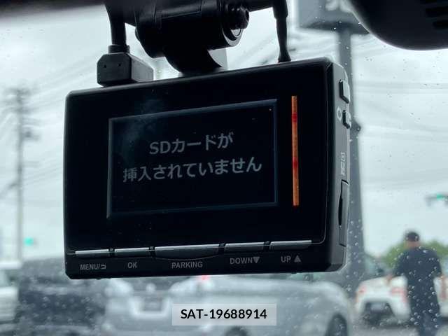 Toyota YARIS 2020-04 8370017-2