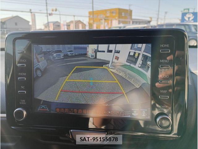 Toyota YARIS 2023-10 8372436-18