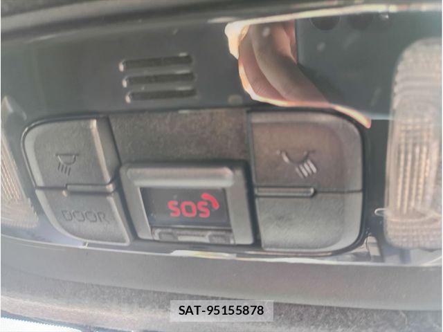 Toyota YARIS 2023-10 8372436-25