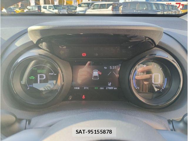 Toyota YARIS 2023-10 8372436-28