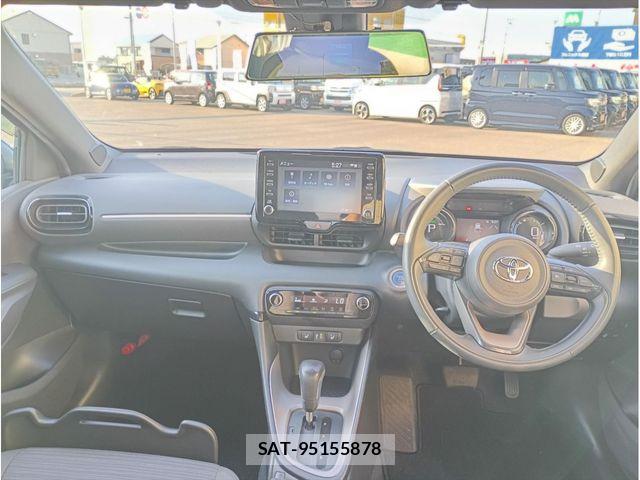 Toyota YARIS 2023-10 8372436-8