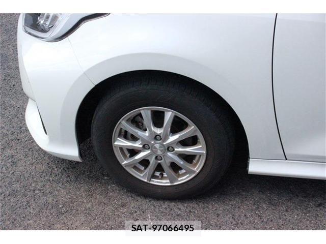 Toyota YARIS 2022-04 8372434-13