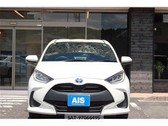 Toyota YARIS 2022-04 8372434-1