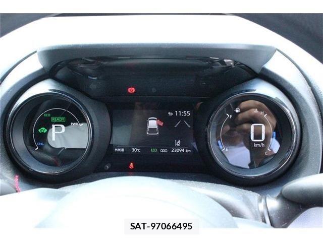 Toyota YARIS 2022-04 8372434-19