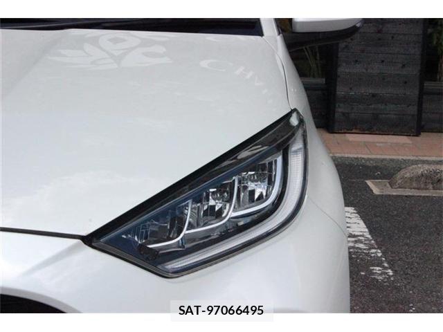 Toyota YARIS 2022-04 8372434-4
