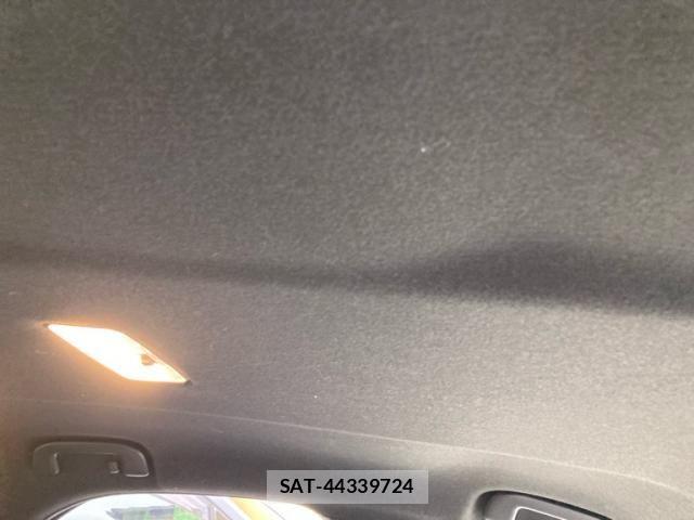 Toyota YARIS 2021-02 8416095-17