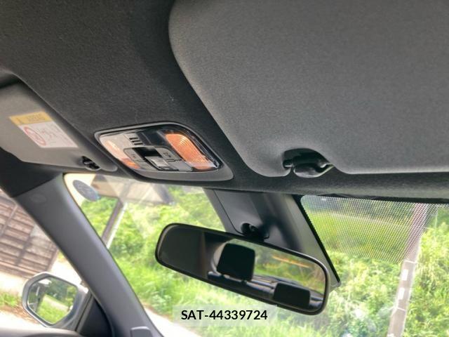 Toyota YARIS 2021-02 8416095-20