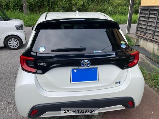 Toyota YARIS 2021-02 8416095-3