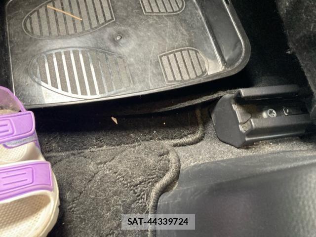 Toyota YARIS 2021-02 8416095-7