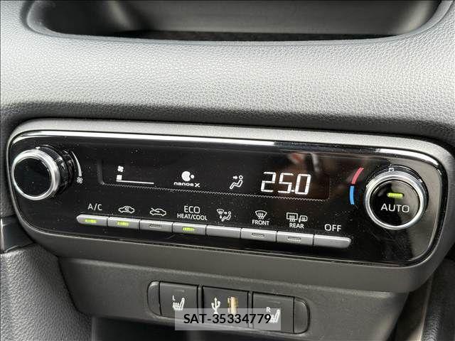Toyota YARIS 2021-09 8416093-11