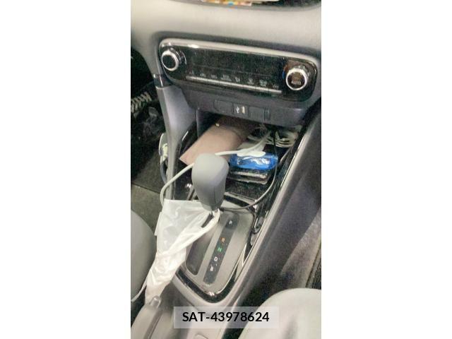 Toyota YARIS 2023-03 8416091-10