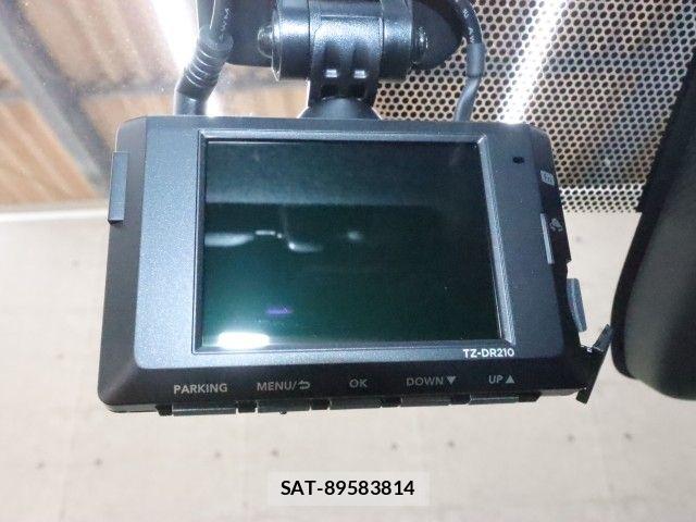 Toyota YARIS 2025-02 8416088-10