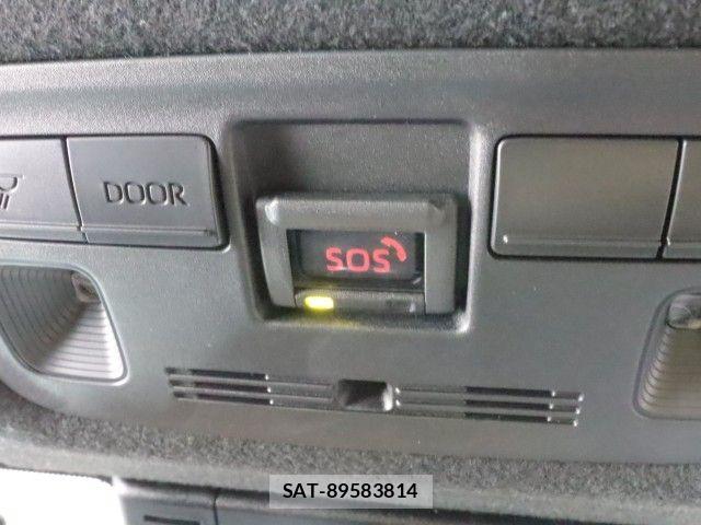 Toyota YARIS 2025-02 8416088-25