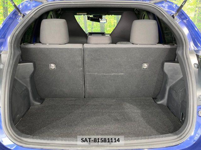 Toyota YARIS 2021-06 8458879-10