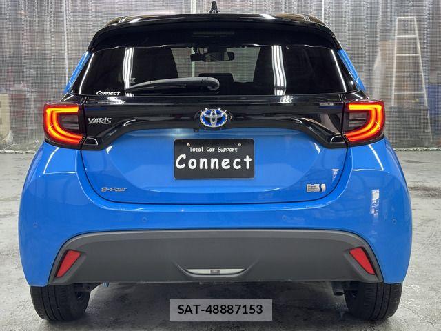 Toyota YARIS 2020-09 8486341-12