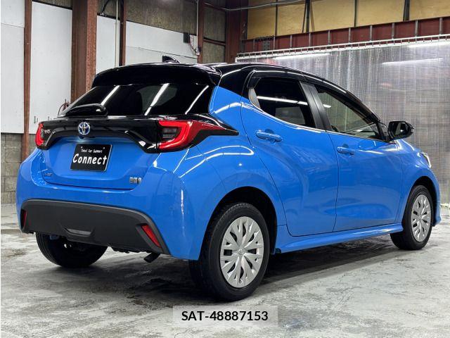 Toyota YARIS 2020-09 8486341-13