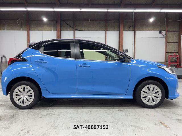 Toyota YARIS 2020-09 8486341-14