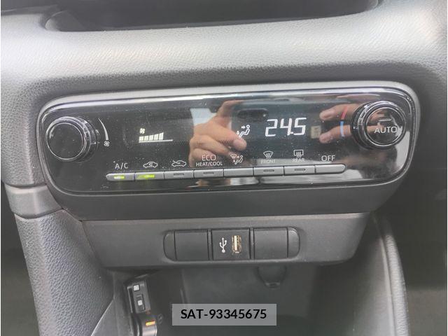 Toyota YARIS 2021-06 8528508-12