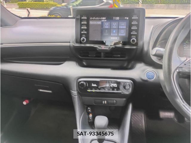Toyota YARIS 2021-06 8528508-7