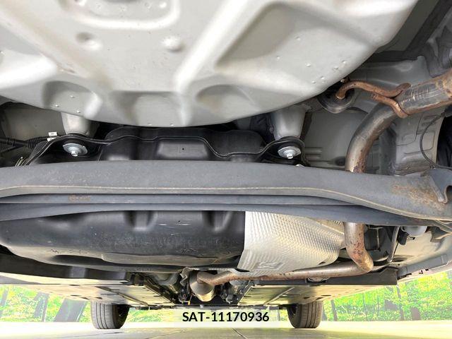 Toyota YARIS 2020-06 8528506-18