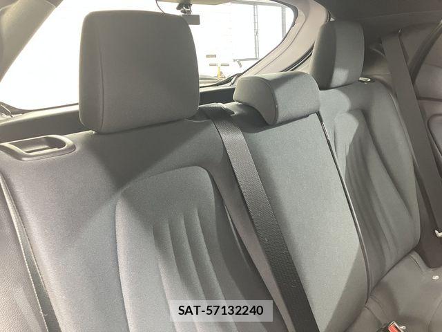 Toyota YARIS 2021-09 8528507-18