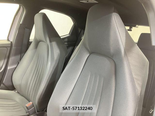 Toyota YARIS 2021-09 8528507-19