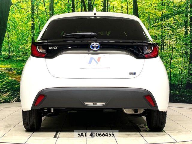 Toyota YARIS 2023-06 8528499-15