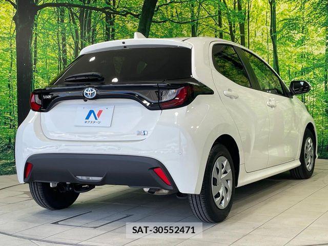 Toyota YARIS 2021-07 8564241-17