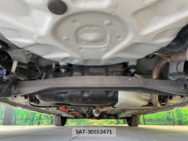 Toyota YARIS 2021-07 8564241-19