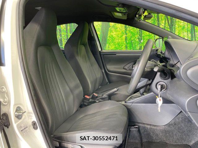 Toyota YARIS 2021-07 8564241-8