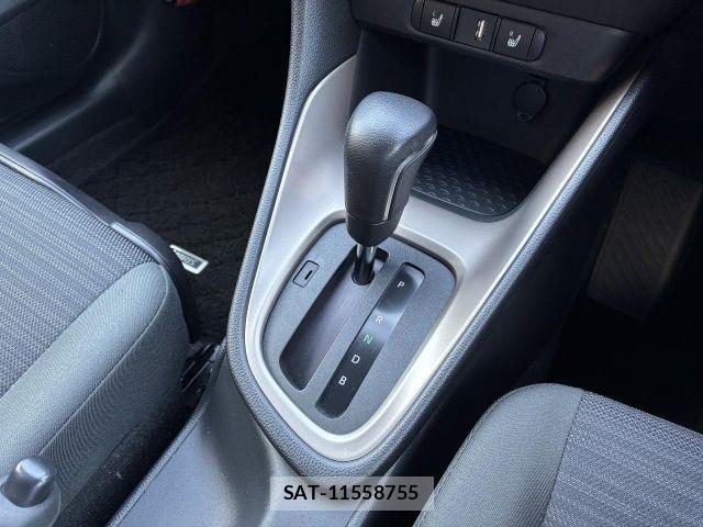 Toyota YARIS 2020-07 8630033-13