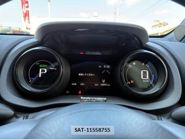 Toyota YARIS 2020-07 8630033-14