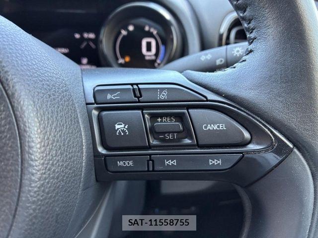 Toyota YARIS 2020-07 8630033-16