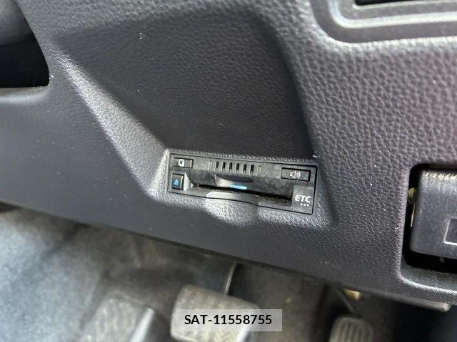 Toyota YARIS 2020-07 8630033-20