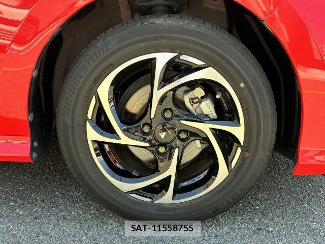 Toyota YARIS 2020-07 8630033-23