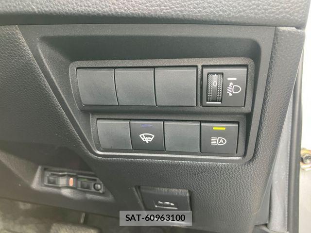 Toyota YARIS 2023-08 8630036-12