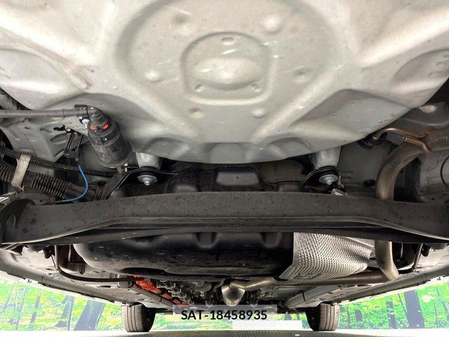 Toyota YARIS 2023-08 8630035-18