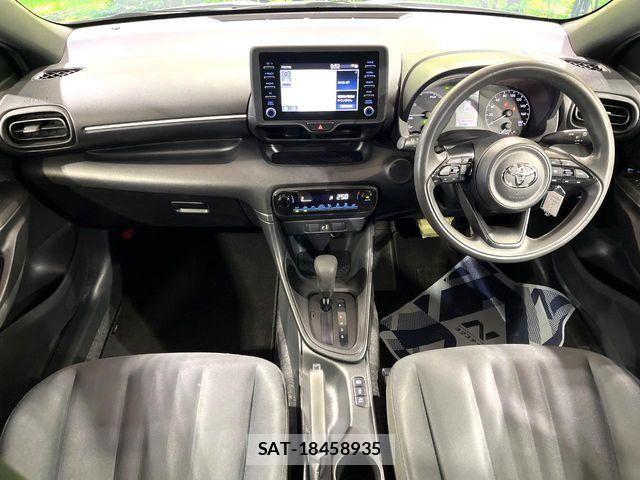 Toyota YARIS 2023-08 8630035-1