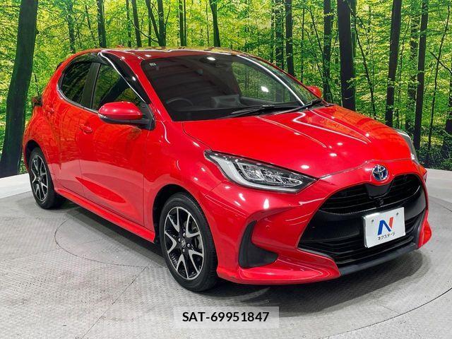 Toyota YARIS 2021-03 8662674-16