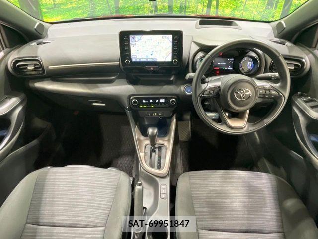 Toyota YARIS 2021-03 8662674-3