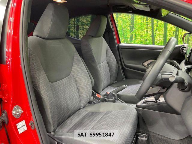 Toyota YARIS 2021-03 8662674-8
