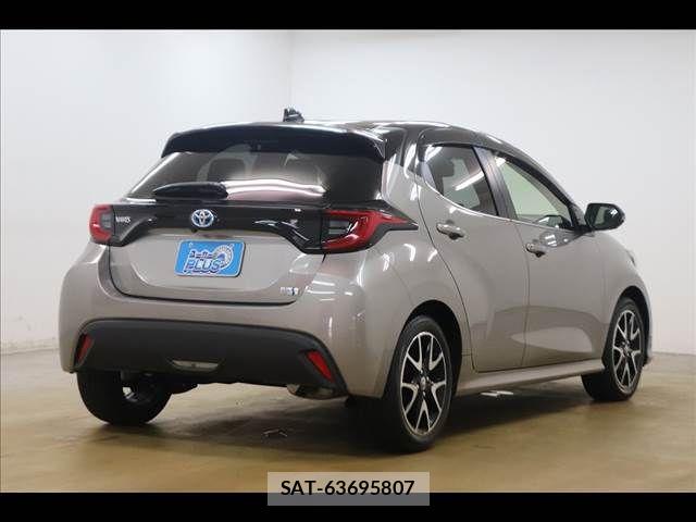 Toyota YARIS 2021-08 8662667-18