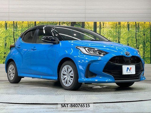Toyota YARIS 2022-04 8662675-15